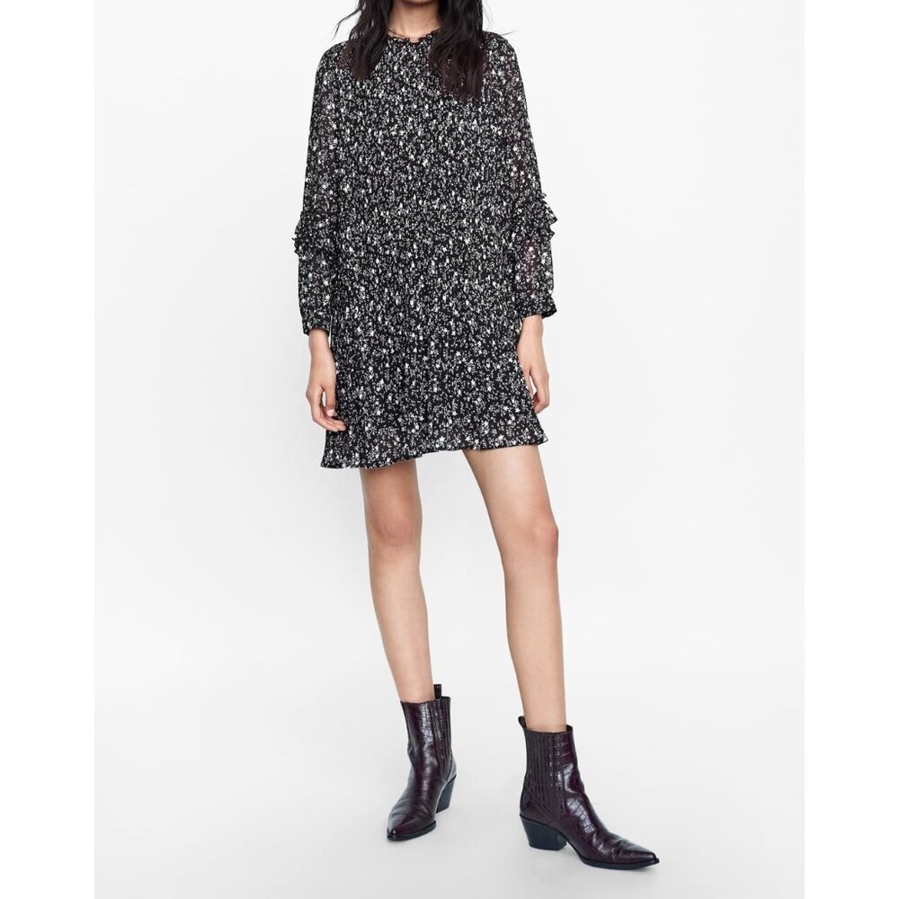 Zara Basic Black & White Floral Pleated Mini Dress Long Sleeves XS